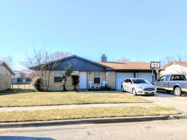 Main picture of 2109 Lago Trl