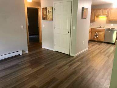 Main picture of Oak Hill Condominiums