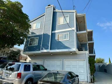 Main picture of 519 E Walnut Ave