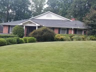 Main picture of 2798 Parkwood Rd SE