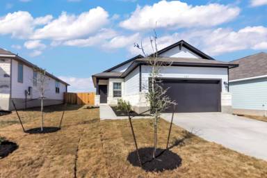 Main picture of 141 Quiet Man Dr