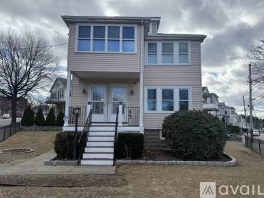 Main picture of 71 Crawford St