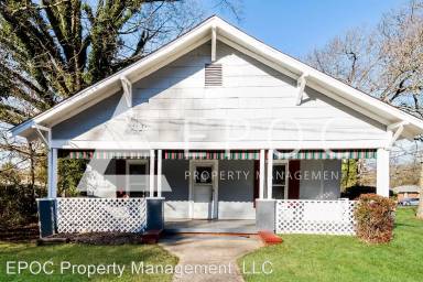 Main picture of 707 E Dayton Ave