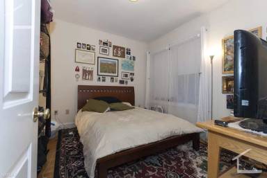Main picture of 1193 Commonwealth Ave