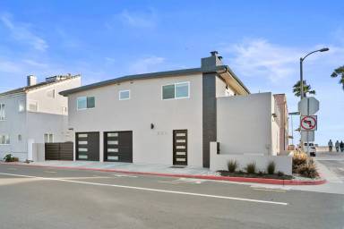 Main picture of 6211 Seashore Dr
