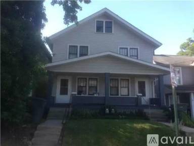 Main picture of 39 E Dodridge St