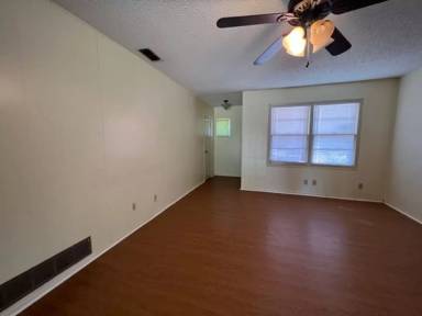 Main picture of 1479 Beechwood Ln