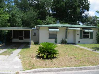 Main picture of 111 E Oak Hill Dr