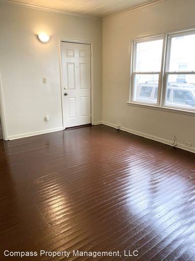 Main picture of 1015 Quarry Ave NW