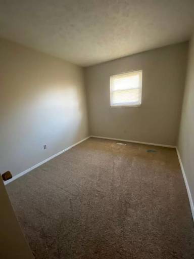 Main picture of 233 Catherine Dr