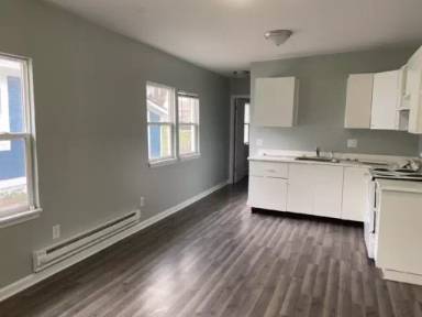 Main picture of 1927 Houston St