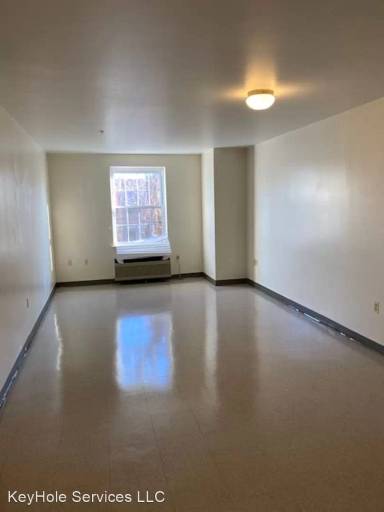 Main picture of 1200 N Collington Ave