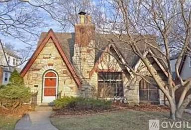 Main picture of 6701 Locust St