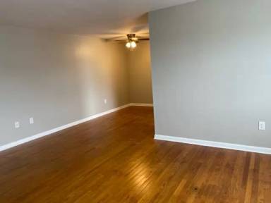 Main picture of 930 McGuire Rd