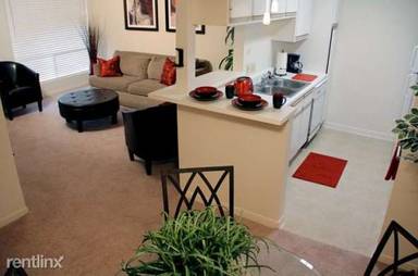 Main picture of Village at Bunker Hill