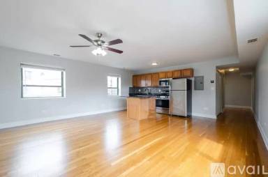 Main picture of 7616 N Marshfield Ave