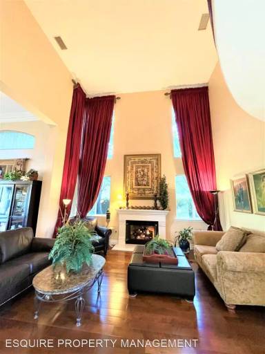 Main picture of 2758 Avenida de Autlan