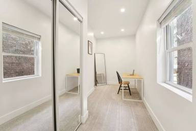 Main picture of 317 39th St