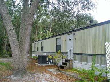 Main picture of 202 Green Ln