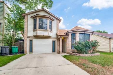 Main picture of 6158 Valley Clf