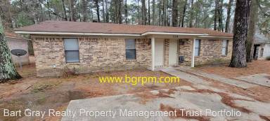 Main picture of 218 Bellevue Cir