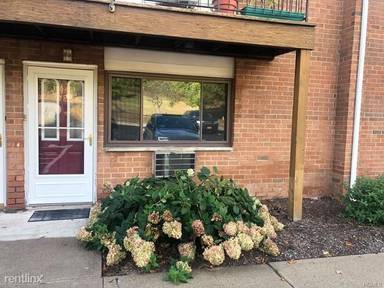 Main picture of 63 Poplar Ln