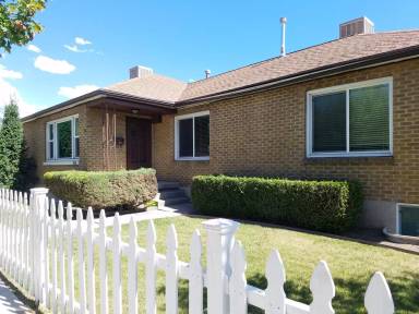 Main picture of 1650 E 2700 S