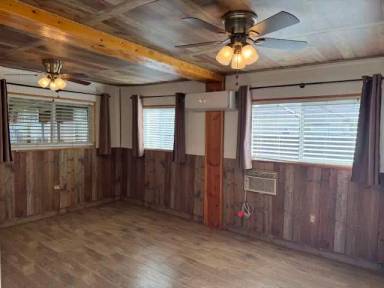 Main picture of 404 N Wilma Ave