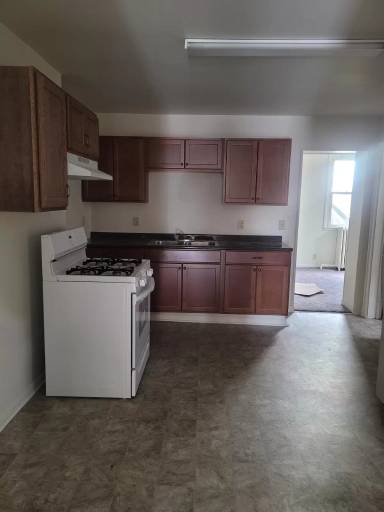 Main picture of 66 Watervliet Ave