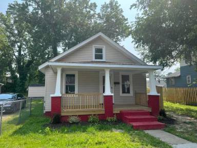 Main picture of 129 Maple Ave