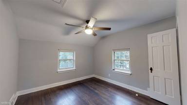 Main picture of 907 23rd St S