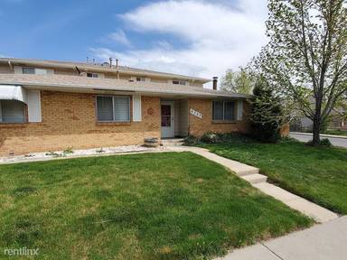Main picture of 9752 Orangewood Dr