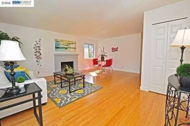 Main picture of 3351 East Ave