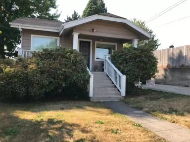 Main picture of 3329 SE 33rd Ave