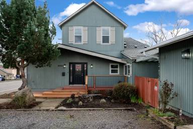 Main picture of 28151 SE Highway 212