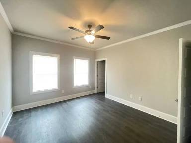 Main picture of 452 Ruth St