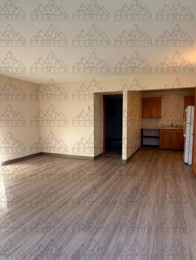 Main picture of 1700 E 9th St