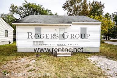 Main picture of 904 Burr St