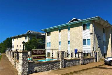 Main picture of 2801 Emerson Ave
