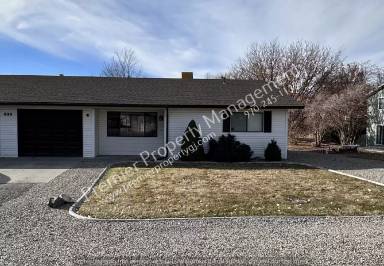 Main picture of 533 Hacienda Dr