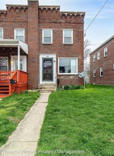 Main picture of 235 Locust St