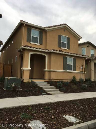 Main picture of 3082 Club Center Dr
