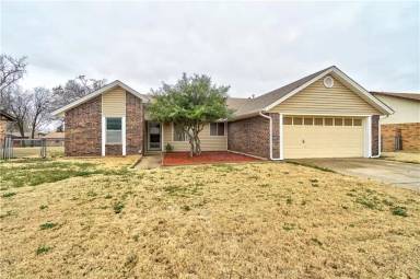 Main picture of 3800 S Dogwood Ave