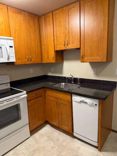 Main picture of 8532 Phinney Ave N