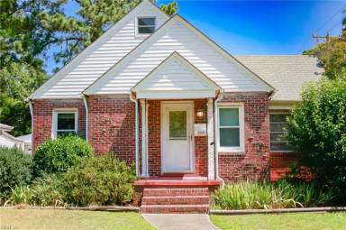 Main picture of 200 Maycox Ave