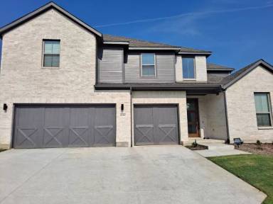 Main picture of 16361 Weatherwood Dr