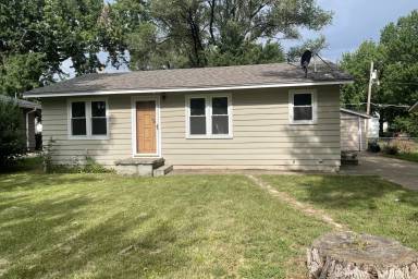 Main picture of 1927 SE Ohio Ave