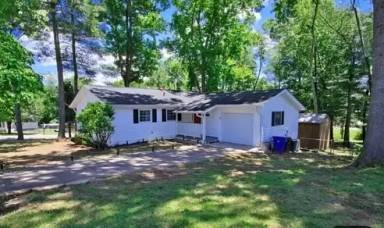 Main picture of 101 Henley Rd
