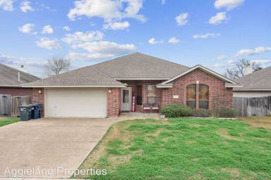 Main picture of 1505 Hunter Creek Dr