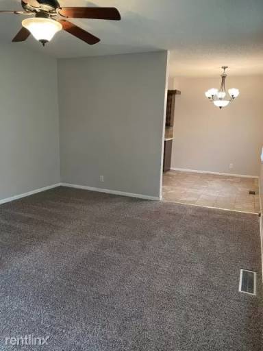 Main picture of 2201 E Mona Ln
